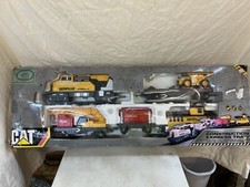 Caterpillar CAT Construction Express Motorized Toy Train Set  tracks - Working