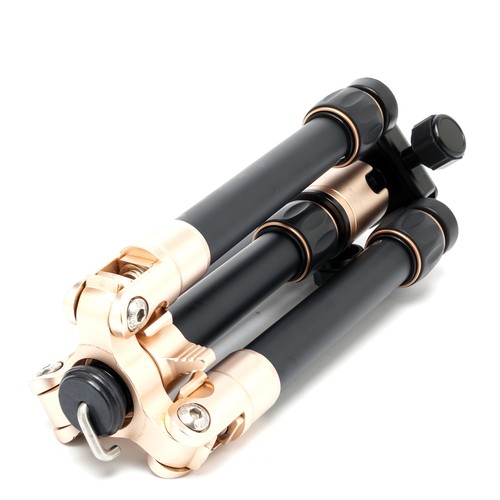 MeFOTO DayTrip Tripod A0320 Kit w/ Q00 Ball Head - Picture 7 of 14