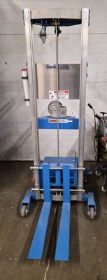 GENIE GL8 CWB Counterbalanced Lift 400 lb. Capacity