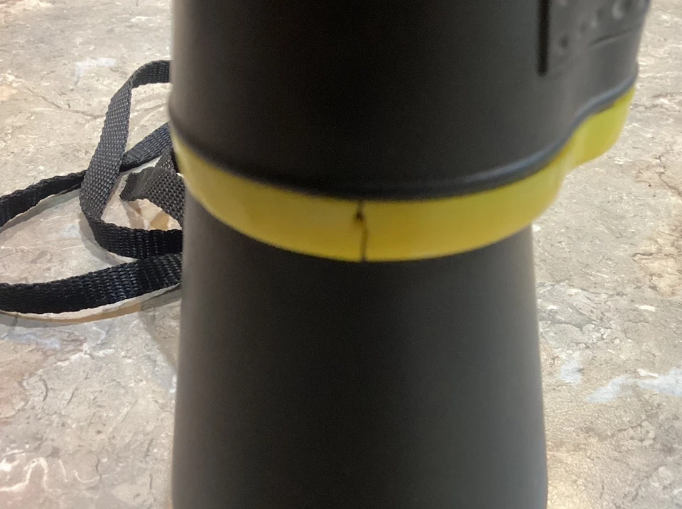 NCSTAR 10X50 Field 6 105m/1000m Black/Yellow Binoculars W/Case (Used) - Image 4 of 4