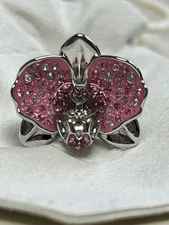 Swarovski SCS Tack Pin Idyllia Collection Pink & White Crystals 5683349 w/Pouch