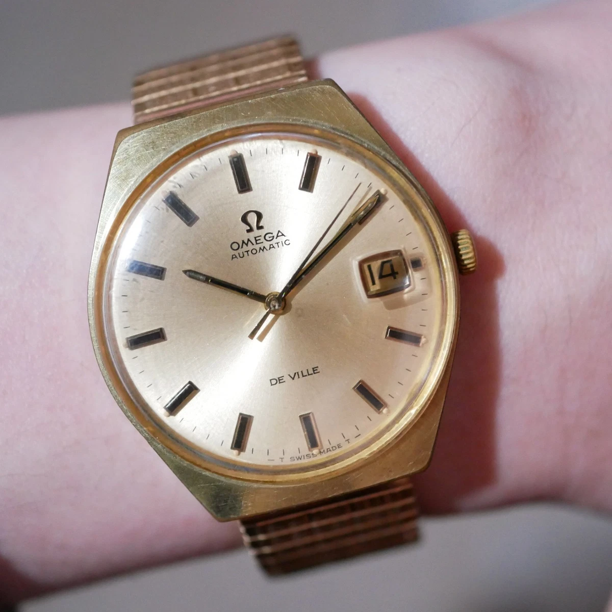 725.2 稼働品 OMEGA geneve オートマ ゴールド 562.018 Gold Plated Case OMEGA Genève Mechanical (Automatic) Wristwatches