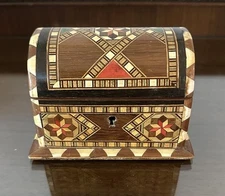 Vintage Inlaid Wood Marquetry Jewelry Trinket Box Lined 4.25'' x 3.5''
