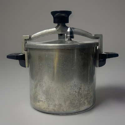 #ad VINTAGE WEAR EVER CHICKEN BUCKET Pressure Cooker 6 Qt #90026 $24.49