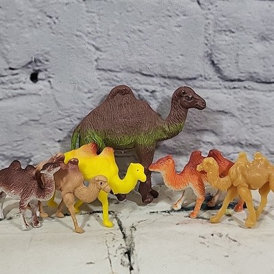 Vintage Animal Figures Camels Lot Of 6 Plastic Molded Desert Nativity