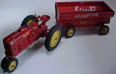 Tru Scale Farm Tractor Red Wagon 1950s Toy