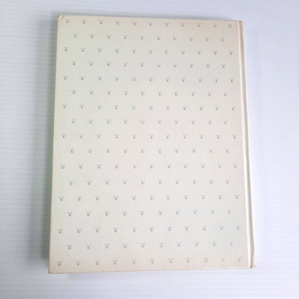 Julia Child & Company Stated 1st Edition, 1st Print 1978 Publishing Date HCDJ - Image 3 of 4