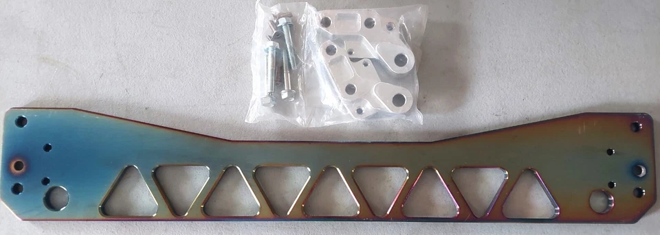 BWR Honda Civic 96-00 Subframe Brace - Image 2 of 4