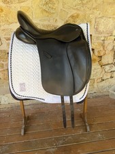 dressage saddle