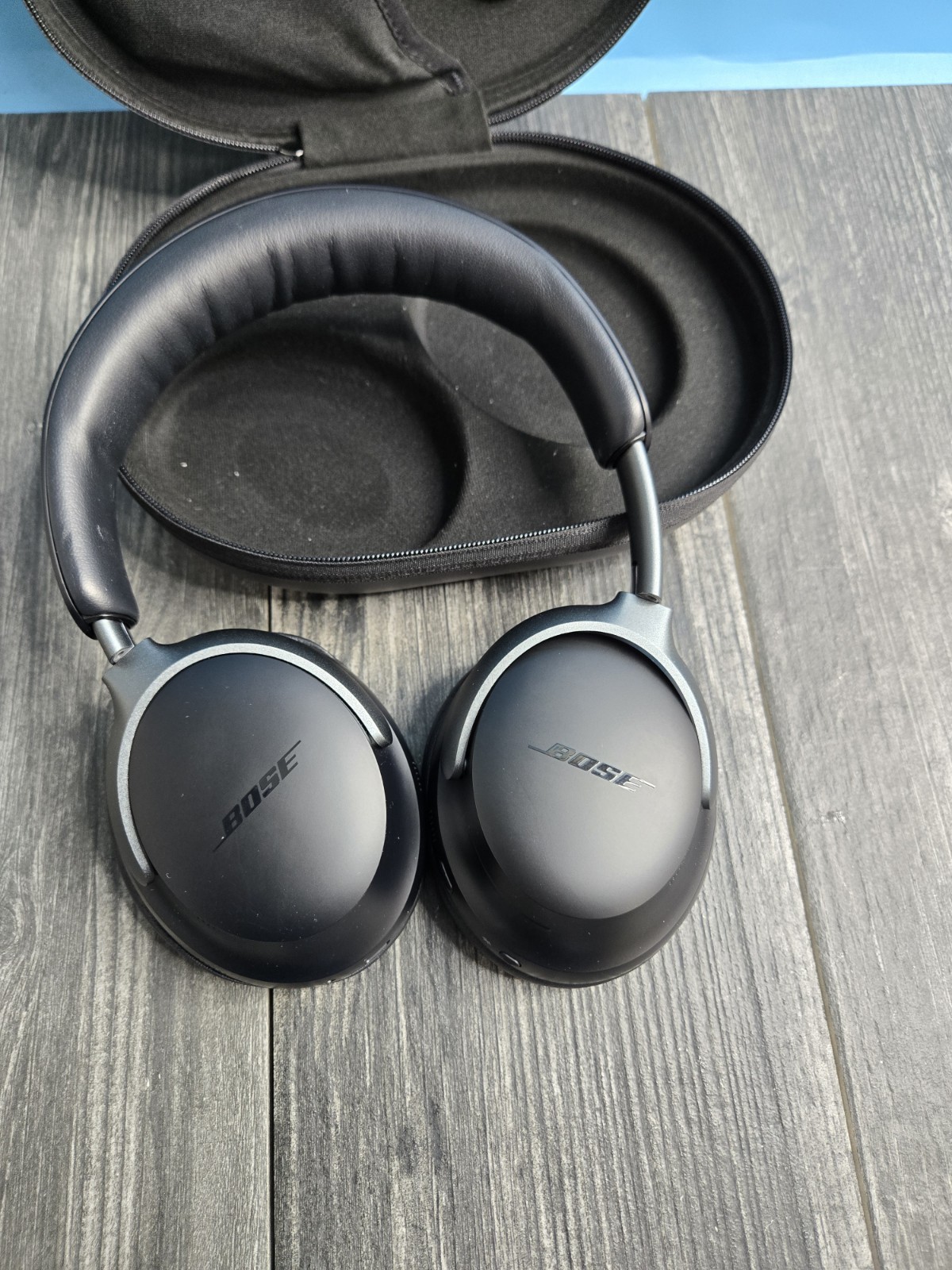 Bose Quiet Comfort Ultra Wireless Over The Ear Noise Canceling Headphones-image