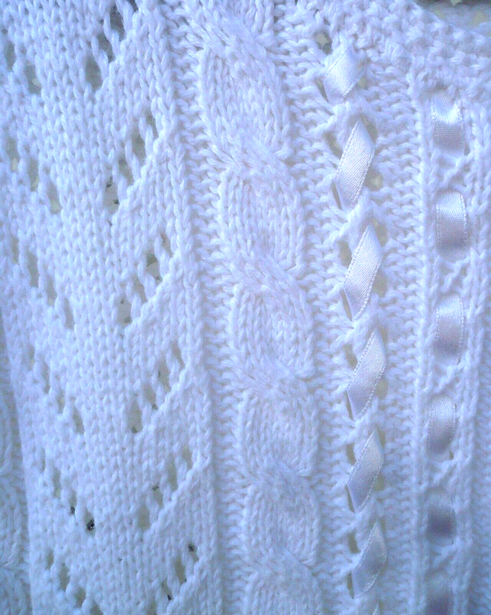 VTG DELICATE RIBBON CABLE KNIT EYELET SHORT SLEEVE SWEATER
