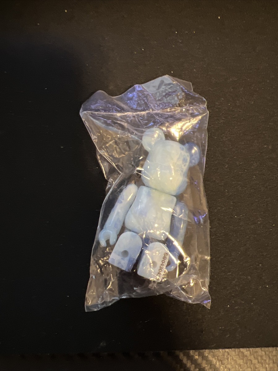 bearbrick series 42×4 35×8 Medicom Be@rbrick 100% Bearbrick 42 Series 42 Secret Lucky