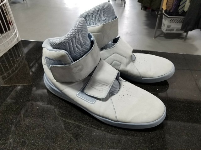 nike marxman grey