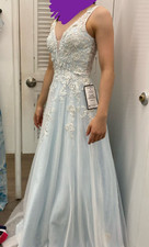 Macy  s light blue with lace prom dress gown size 2 worn once great condition