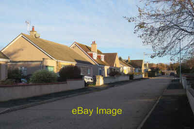 Foto 6x4 Woodside Place Fochabers Ein angenehmer sonniger Tag, eine ziemliche Abwechslung f c2021