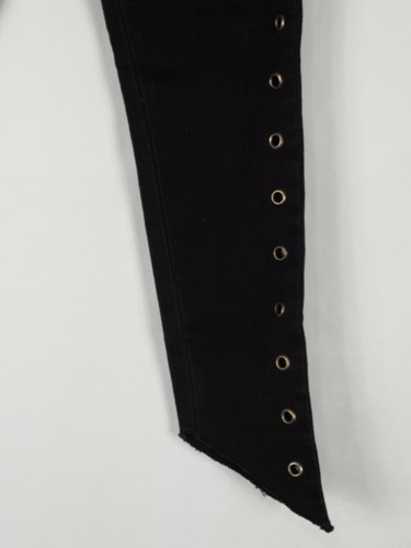 NEW Guess Black Denim Jeans Women $128 Caro Grommet Leg Skinny Angled Hem Sz 29 - Picture 4 of 12