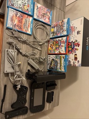Nintendo Super Mario 3D World Deluxe Set 32 GB Bundle W/ Controllers READ Desc