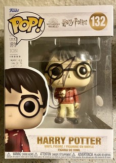 Daniel Radcliffe SIGNED Gryffindor Harry Potter Funko Pop Figure 132 JSA COA