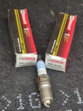 2 Motorcraft SP-433 Platinum Spark Plugs AGSF32WM (2 pack)