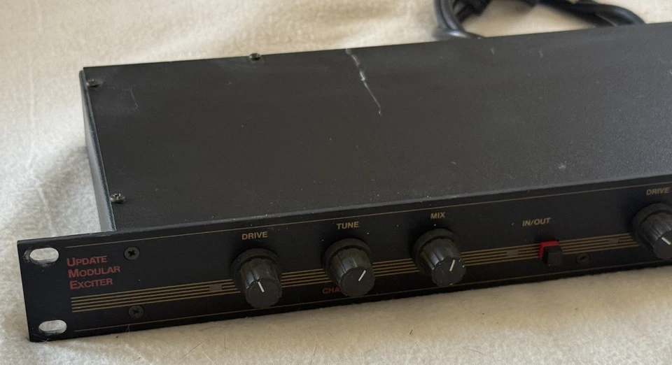 BEHRINGER STUDIO EXCITER TYPE F - Bild 2 von 4