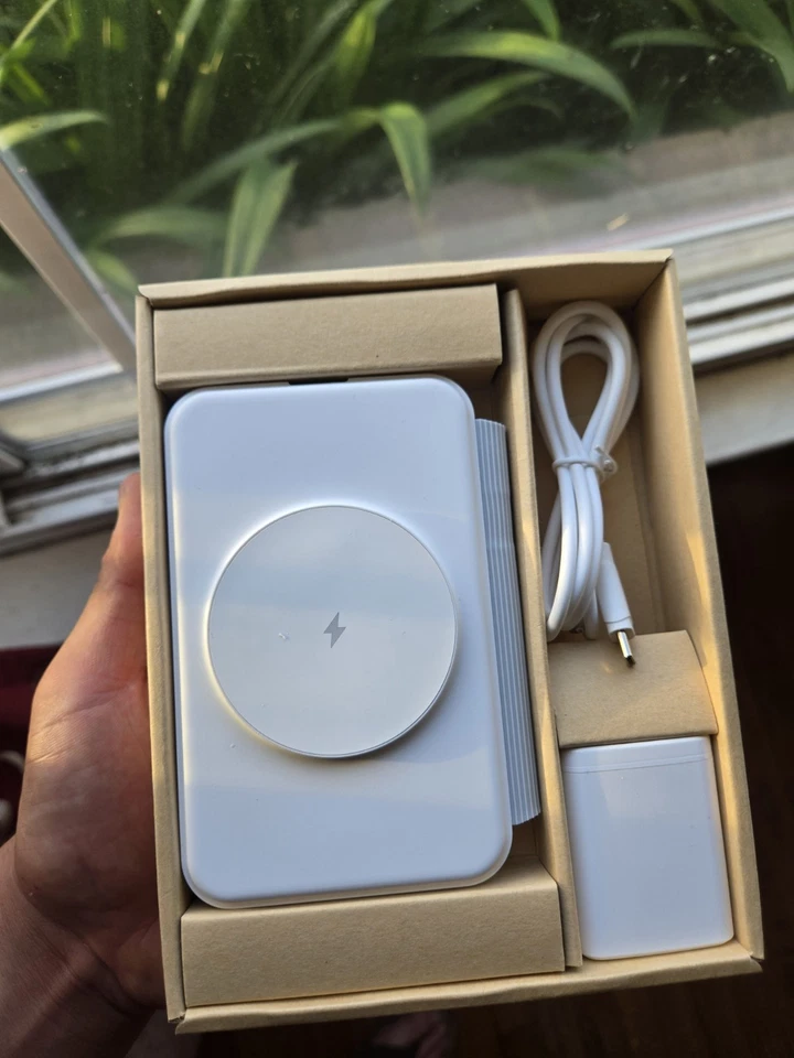 Cargador de viaje inalámbrico ZSOU 3 N 1 Foto 3 de 4