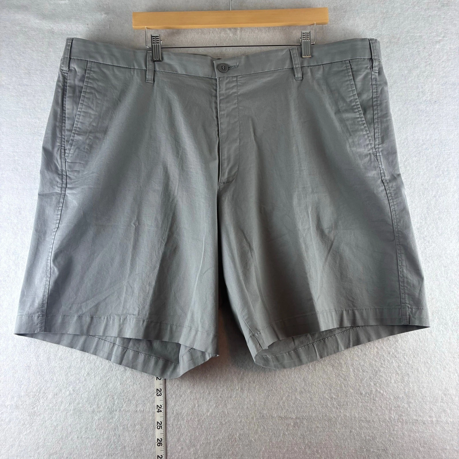 Short chino gris Docker Khakis Supreme Flex stretch homme 46 golf confort extérieur