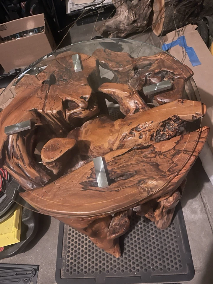 Rara madeira de teca antiga, mesa de centro com acabamento transparente e tampo de mesa de vidro - Imagem 2 de 2