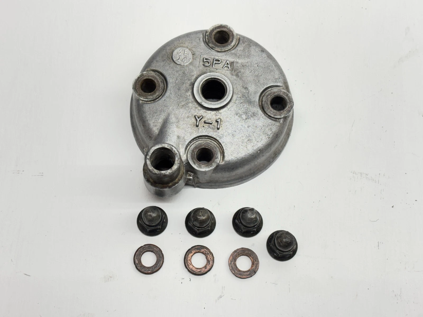 2004 Yamaha YZ85 Cylinder Head Dome Cover Cap Engine Top End 5PA-11111-01-00