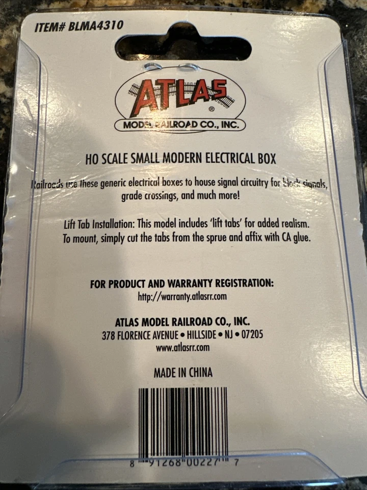 Atlas HO Scale #BLMA4310 Modern Electrical Box (Silver) 1:87 NIP - Image 2 of 3