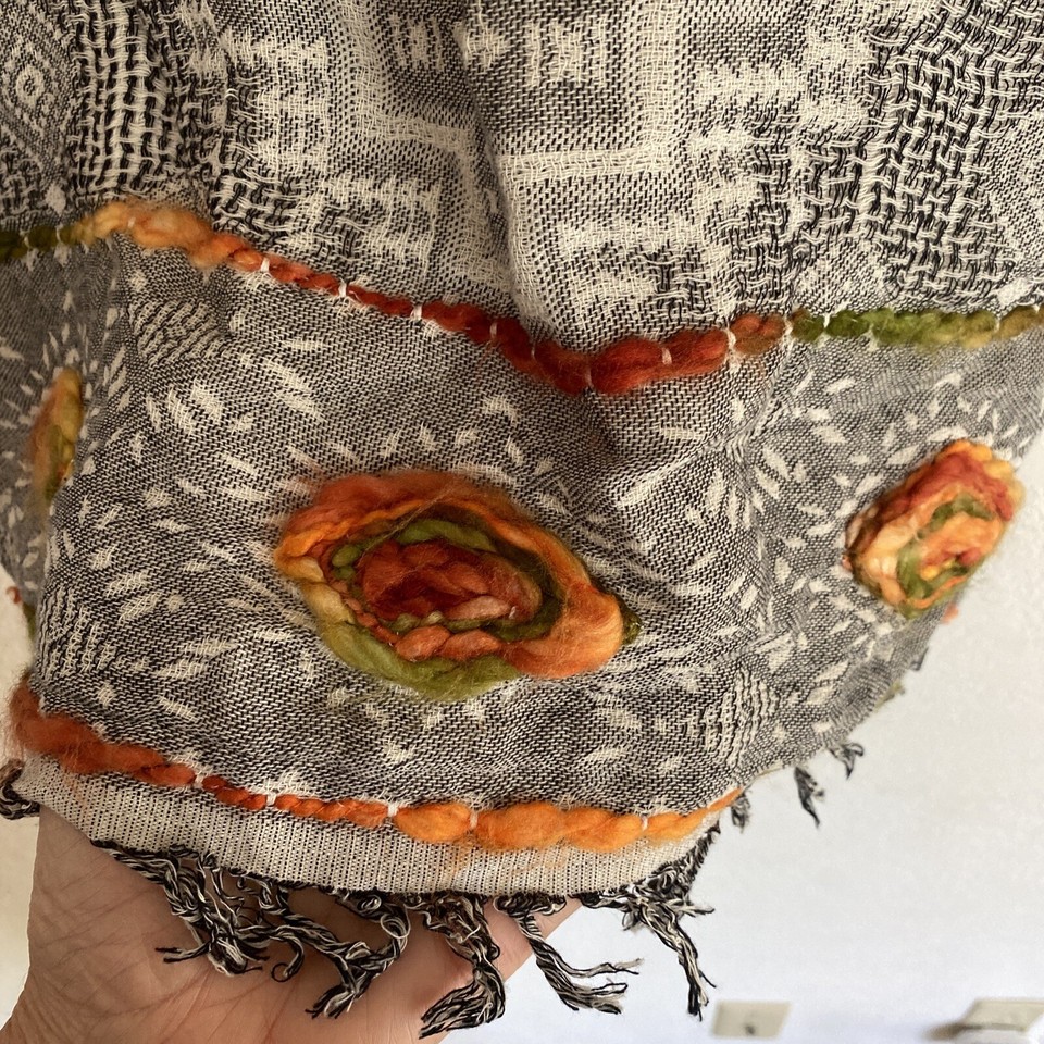 Paper Lace Embroidered Yard Detail Bohemian Cotton Blouse Women’s SMALL