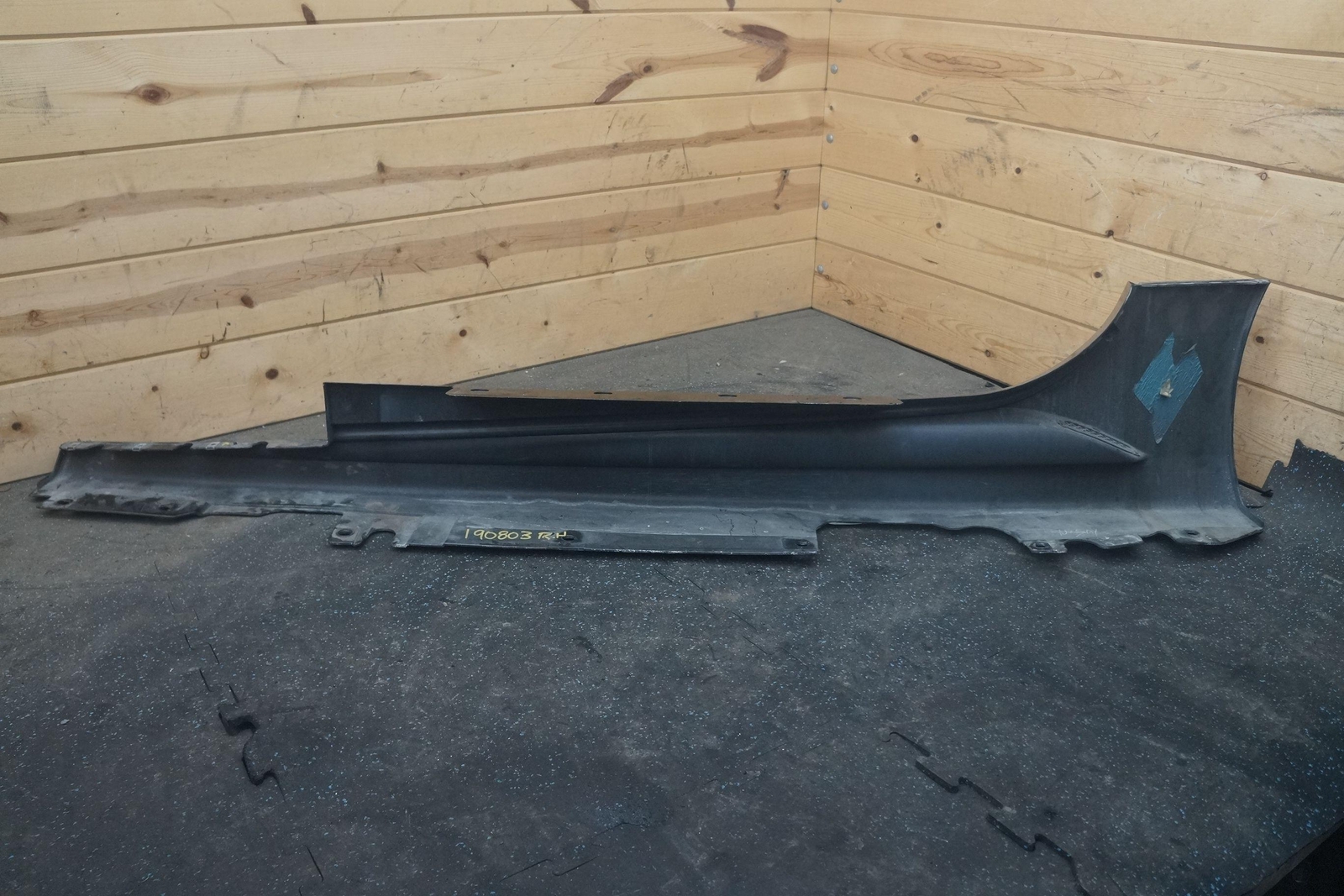 Right Rocker Panel Side Skirt Trim Molding 80855210 Ferrari California 2010