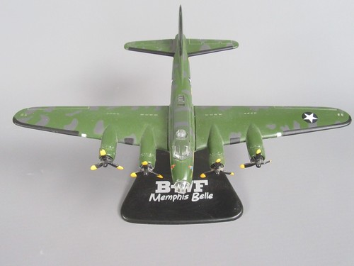 B456 Atlas Aircraft Bombardier Boeing B-17F Memphis Belle WWII Giants Sky 1:144 - Picture 6 of 15