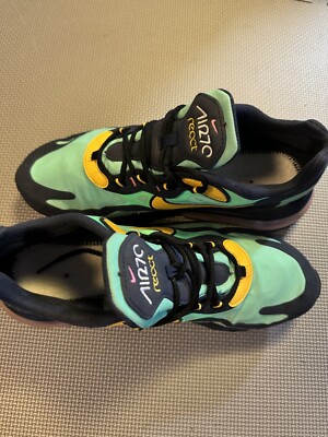 Nike Mens Air Max 270 React AO4971-300 Green Lace-Up Sneaker  display picture 1