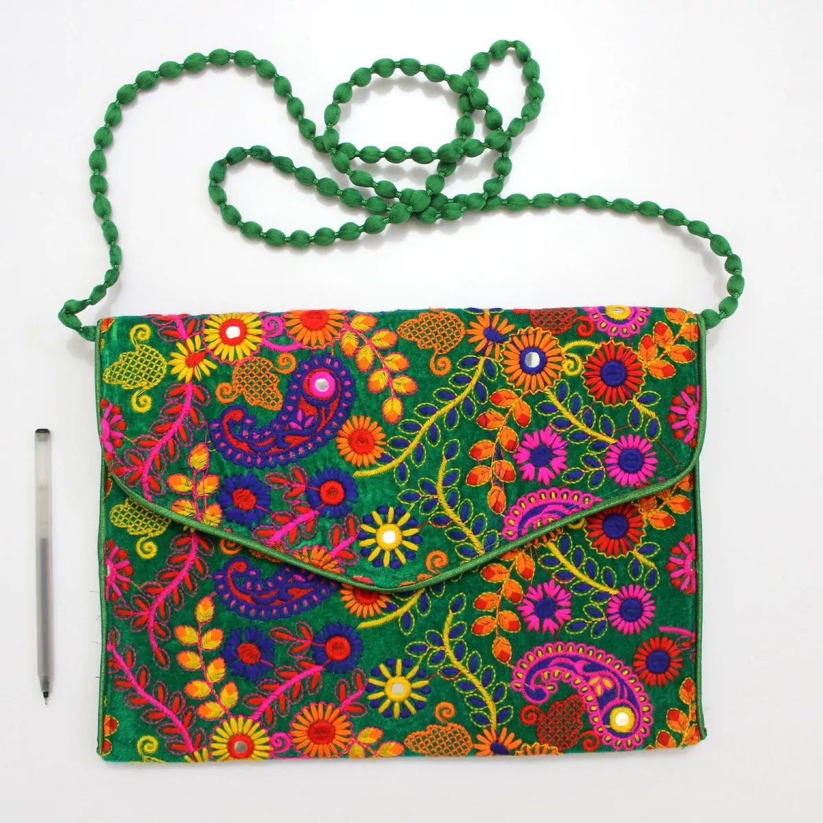 Fancy clearance hand clutch