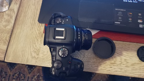 Objectif Fotga / Pergear 35mm F/1.4 pour Canon RF Full Frame et APS-C (260 g) 35 - Imagen 5 de 6