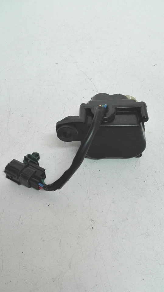 Válvula de escape Honda CBR 1000 RR 2014 Foto 2 de 4