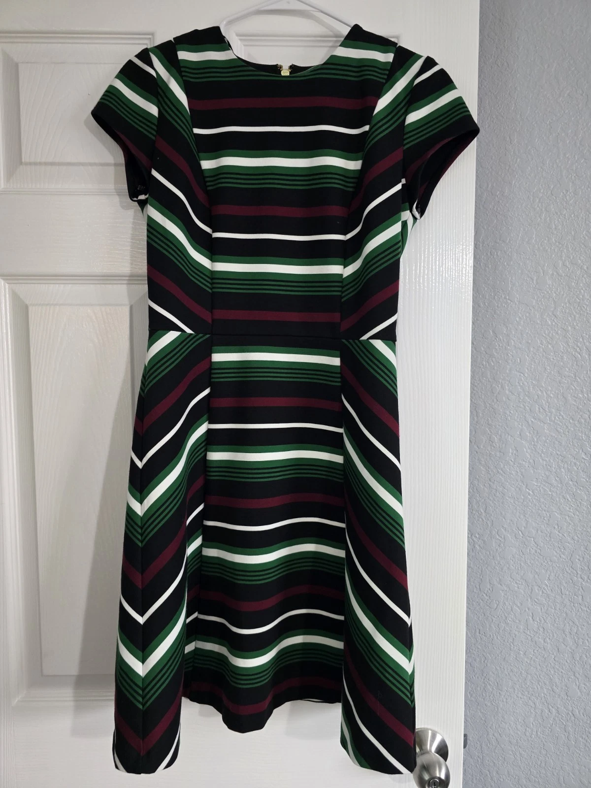 Abito Michael Kors A Line Taglia 4 Verde Carriera Righe Lunghezza Ginocchio Professionale