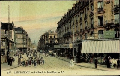 Ak Saint Denis Seine Saint Denis, La Rue de la Republique - 2649970