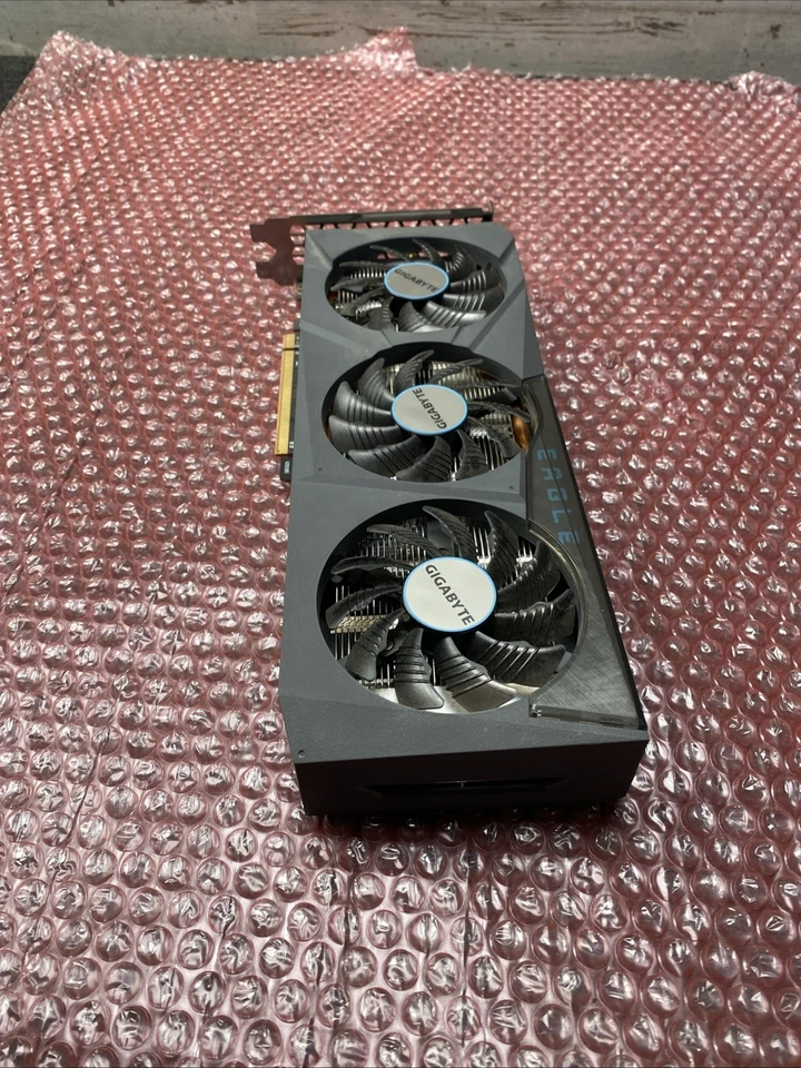 Видеокарта GIGABYTE Radeon 6600XT GV-R66X1 EAGLE 8 ГБ - Изображение 4 из 4