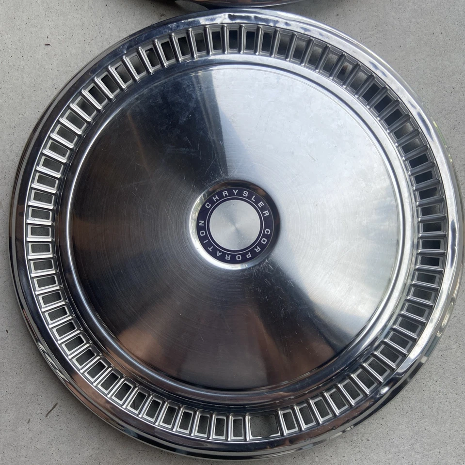 2 tapacubos Chrysler Corporation 1980-89 Cordoba Lebaron Newport camionetas y furgonetas 15" Foto 2 de 4