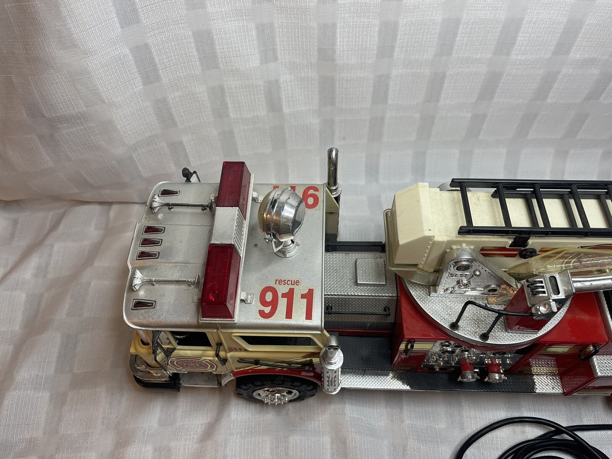 パナソニック Complete World Wide Fireman WF版 Amazon.com: New York City Fire Engine Tribecca, Manhattan 1