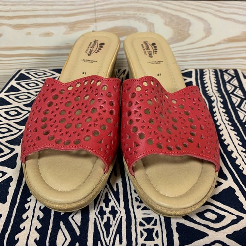 Spring Step Sandals 41 Red Leather Laser Cut Wedges Italy - Picture 2 of 10