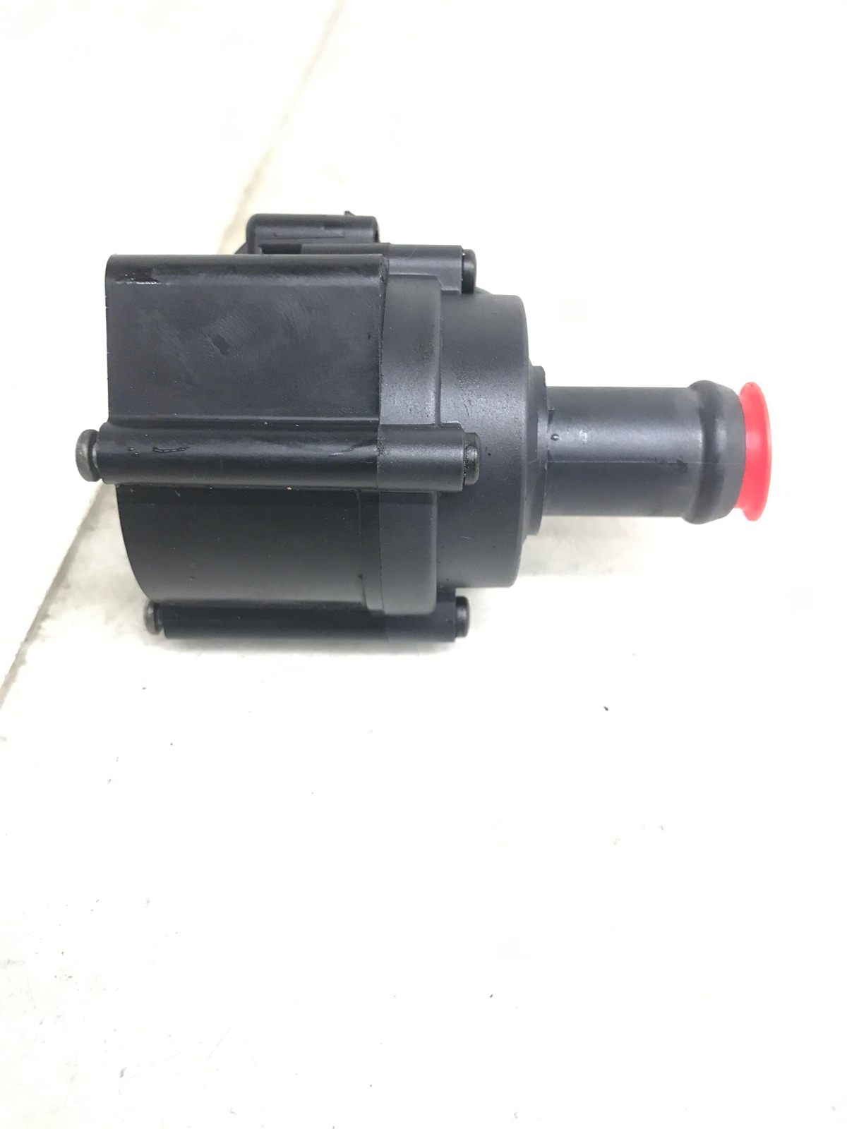2013-2019 BENTLEY FLYING SPUR ELECTRIC COOLANT AUXILIARY WATER PUMP *28K* OEM