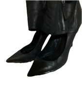 9.5-41 VERA WANG BLACK LEATHER HEELS WITH ANCKLE DETAILS WITH ZIPPER. Party!!!!