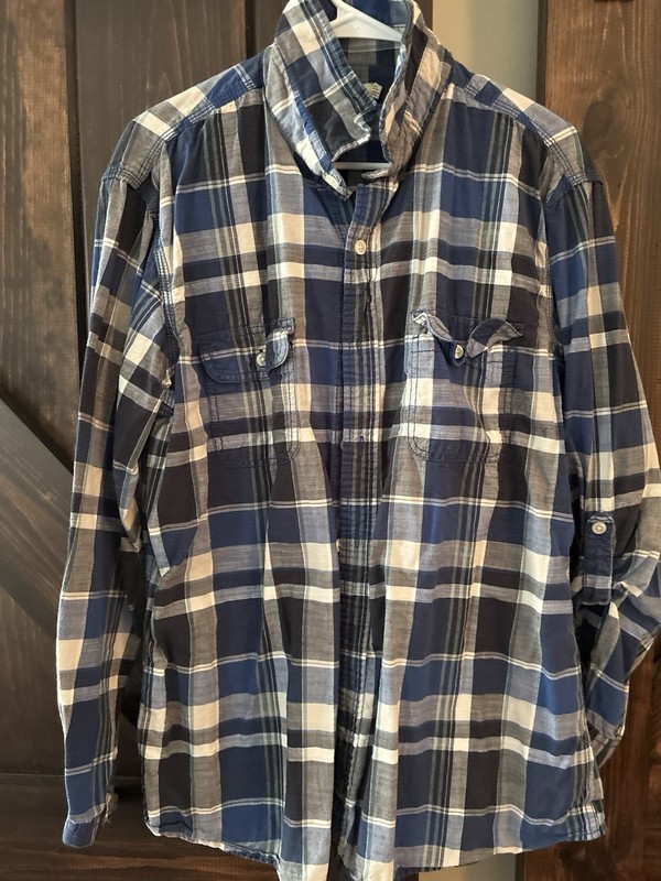 Set of 2 men’s button down plaid shirts-Old Navi and Sonoma XL