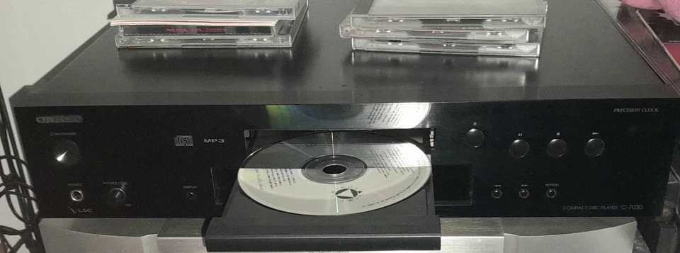 Onkyo C-7030 CD -Player - Schwarz - Bild 4 von 4