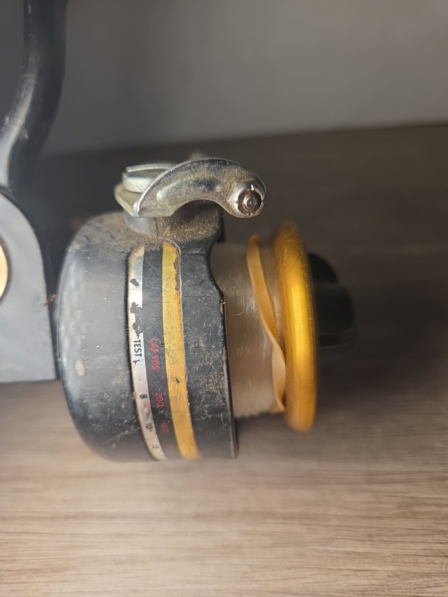 ΣΣPENN ペン スピニングリール 712Z Vintage Penn 712Z Spinning Reel Saltwater Freshwater Fishing