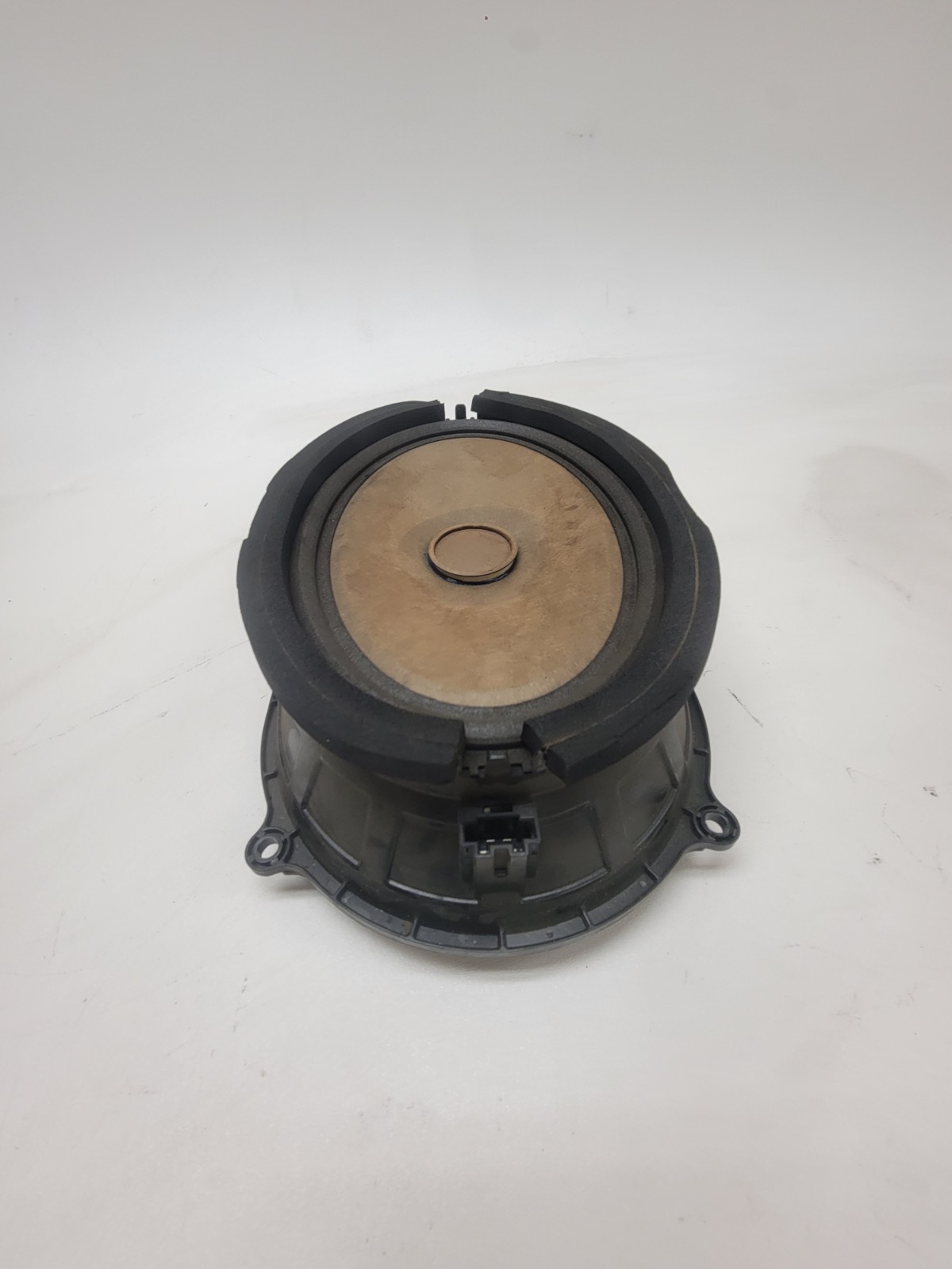 14-24 MASERATI GHIBLI CENTER REAR SHELF DECK SPEAKER SUB WOOFER HARMAN 670009429