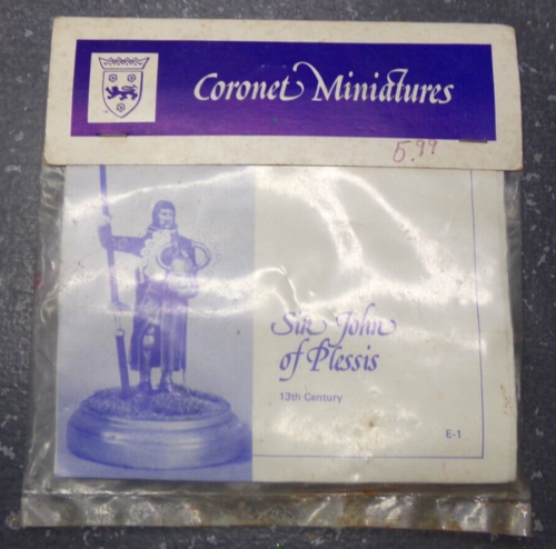 CORONET MINIATURES 2.5 INCH METAL MODEL FIGURE SIR JOHN OF PLESSIS  - Picture 1 of 2