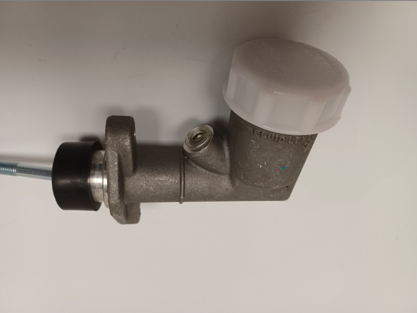 Defender 90 110 130 200 tdi 300tdi td5 puma Clutch Master Cylinder